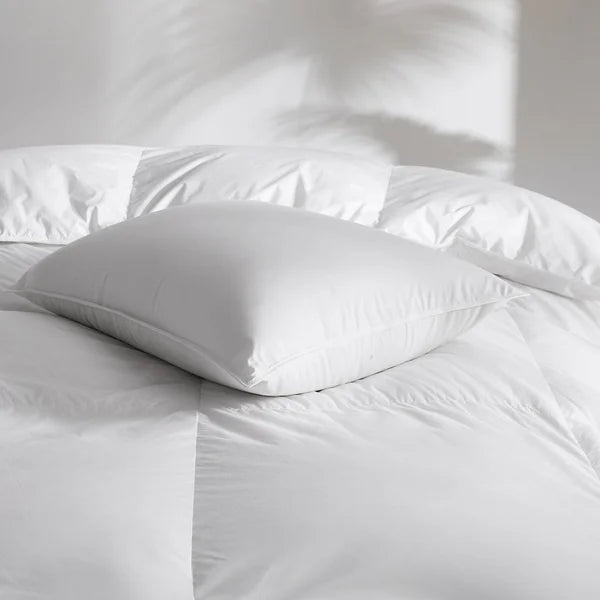 Stearns and Foster Luxurious 800 Fill Power White Goose Down Pillow