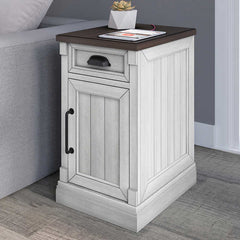 Tresanti Cassidy Chairside Table